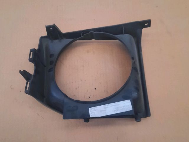 bontott MITSUBISHI PAJERO Bal Fényszóró Lámpakeret