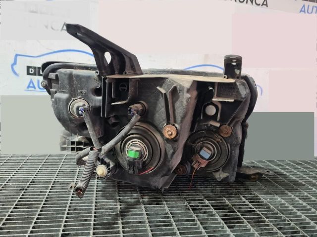 bontott MITSUBISHI PAJERO Bal Fényszóró