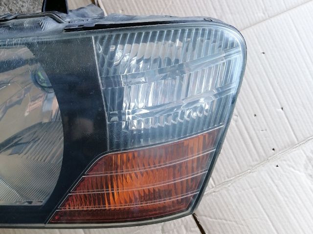 bontott MITSUBISHI PAJERO Bal Fényszóró
