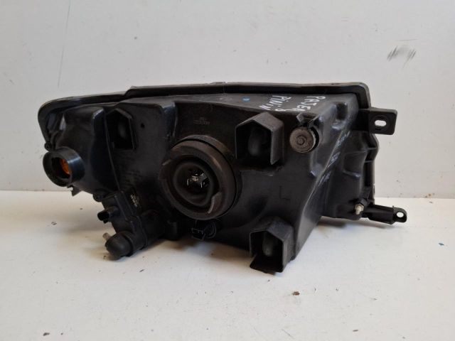 bontott MITSUBISHI PAJERO Bal Fényszóró