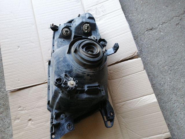 bontott MITSUBISHI PAJERO Bal Fényszóró