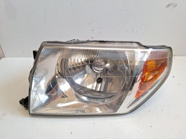 bontott MITSUBISHI PAJERO Bal Fényszóró
