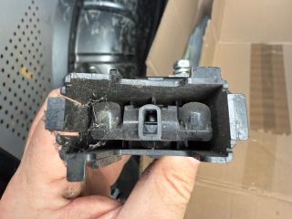 bontott MITSUBISHI PAJERO Bal Fényszórómosó Fúvóka