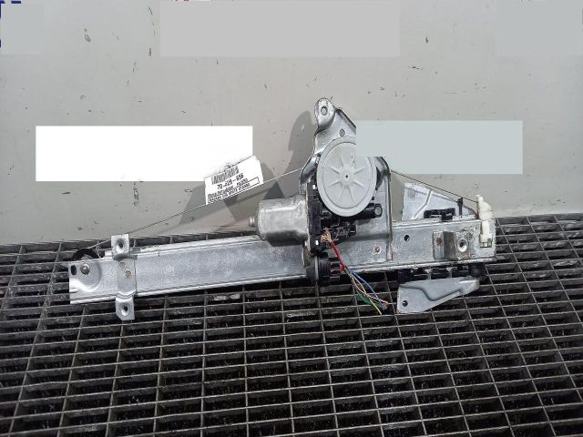 bontott MITSUBISHI PAJERO Bal hátsó Ablakemelő Szerkezet (Elektromos)