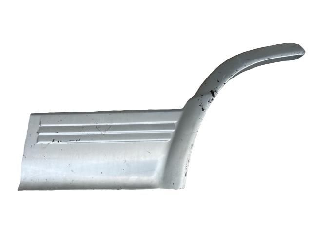 bontott MITSUBISHI PAJERO Bal hátsó Ajtó Díszléc