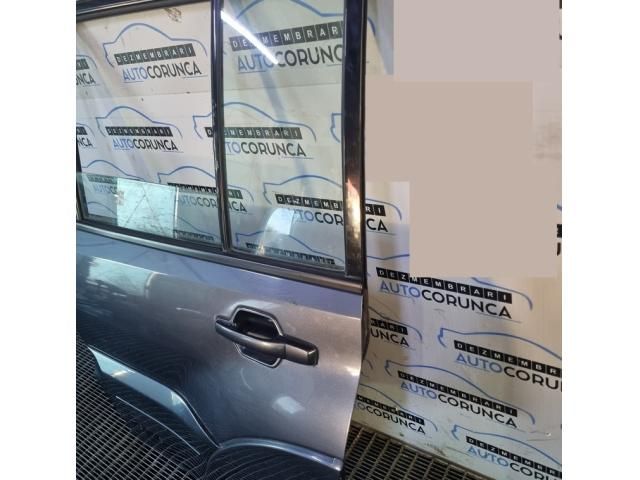 bontott MITSUBISHI PAJERO Bal hátsó Ajtó (Üres lemez)