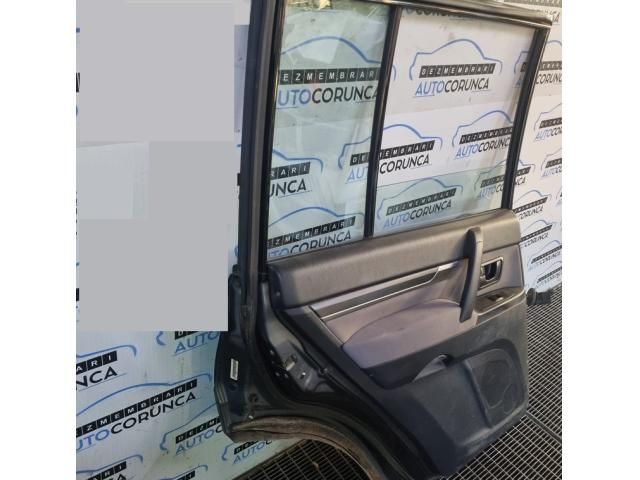 bontott MITSUBISHI PAJERO Bal hátsó Ajtó (Üres lemez)