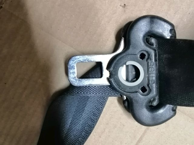 bontott MITSUBISHI PAJERO Bal hátsó Biztonsági Öv