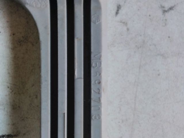 bontott MITSUBISHI PAJERO Bal hátsó Kapaszkodó (Felső)