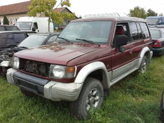 bontott MITSUBISHI PAJERO Bal hátsó Külső Kilincs