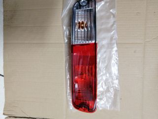 bontott MITSUBISHI PAJERO Bal Hátsó Lámpa