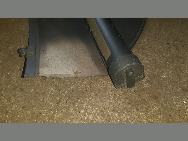 bontott MITSUBISHI PAJERO Csomagtér Roló