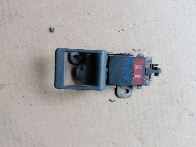 bontott MITSUBISHI PAJERO Csomagtérajtó Kilincs