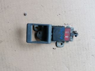 bontott MITSUBISHI PAJERO Csomagtérajtó Kilincs