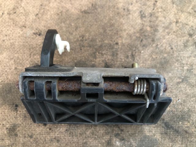 bontott MITSUBISHI PAJERO Csomagtérajtó Kilincs