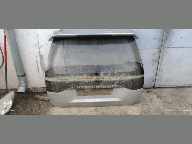 bontott MITSUBISHI PAJERO Csomagtérajtó (Üres lemez)