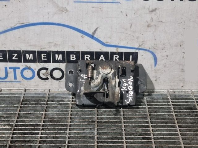 bontott MITSUBISHI PAJERO Csomagtérajtó Zárszerkezet