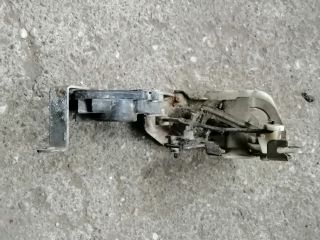 bontott MITSUBISHI PAJERO Csomagtérajtó Zárszerkezet