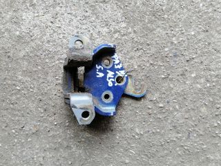 bontott MITSUBISHI PAJERO Csomagtérajtó Zsanér