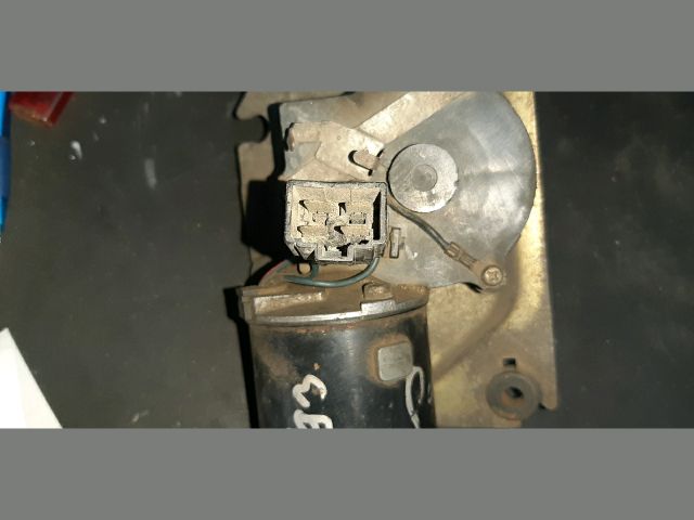 bontott MITSUBISHI PAJERO Első Ablaktörlő Motor