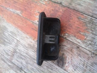 bontott MITSUBISHI PAJERO Első Hamutartó