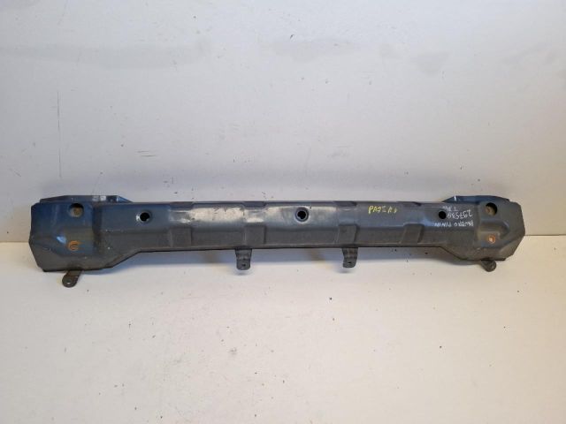 bontott MITSUBISHI PAJERO Első Lökhárító Merevítő (Fém)