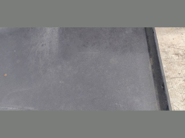 bontott MITSUBISHI PAJERO Első Lökhárító (Üresen)