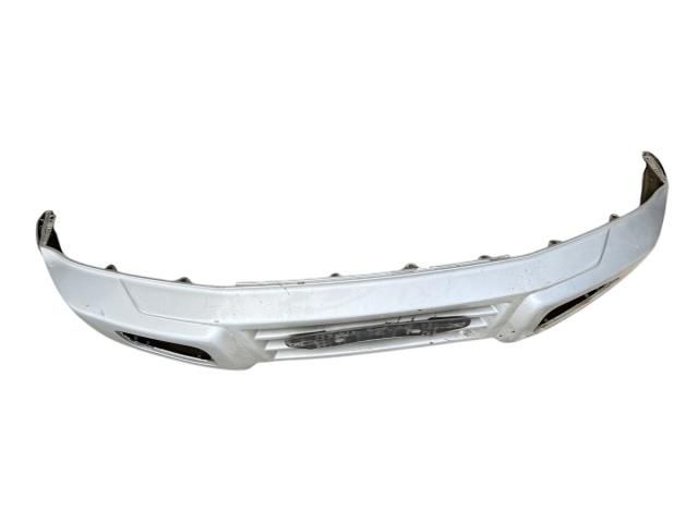 bontott MITSUBISHI PAJERO Első Lökhárító (Üresen)