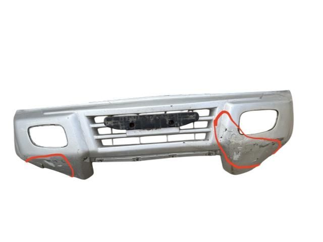 bontott MITSUBISHI PAJERO Első Lökhárító (Üresen)