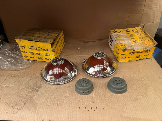 bontott MITSUBISHI PAJERO Fényszóró Pár