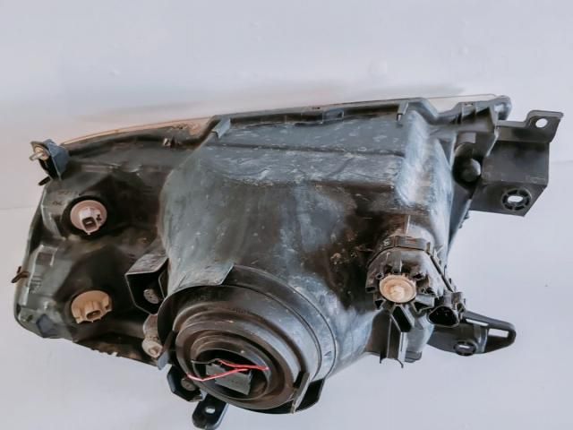 bontott MITSUBISHI PAJERO Fényszóró (Pozíciófüggetlen)