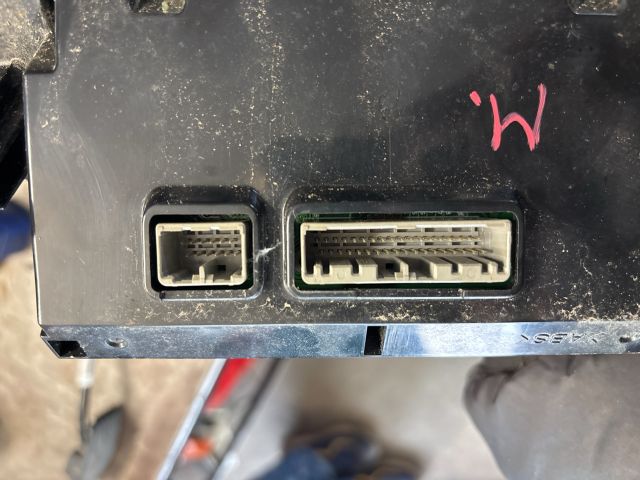 bontott MITSUBISHI PAJERO Fűtéskapcsoló (digit klímás)