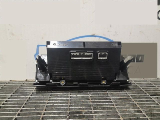 bontott MITSUBISHI PAJERO Fűtéskapcsoló