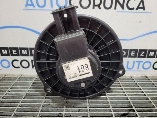 bontott MITSUBISHI PAJERO Fűtőmotor (Klímás)