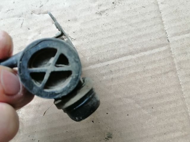 bontott MITSUBISHI PAJERO Hátsó Ablakmosó Szivattyú