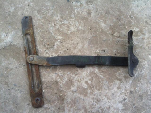 bontott MITSUBISHI PAJERO Hátsó Ajtóhatároló