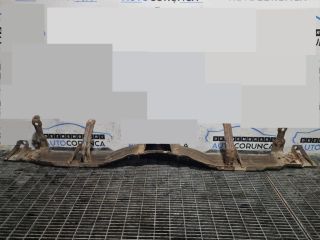 bontott MITSUBISHI PAJERO Hátsó Lökhárító Merevítő (Fém)