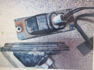 bontott MITSUBISHI PAJERO Hátsó Rendszámtábla Világítás