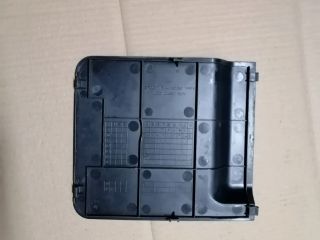 bontott MITSUBISHI PAJERO Hátsó Tároló Rekesz Fedél