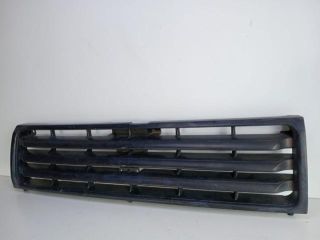 bontott MITSUBISHI PAJERO Hűtőrács