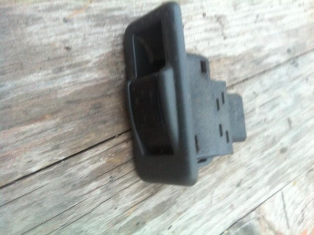 bontott MITSUBISHI PAJERO Jobb első Ablakemelő Kapcsoló