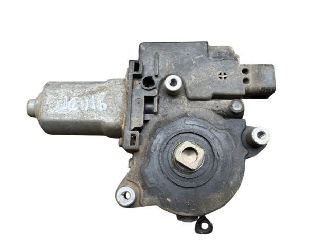 bontott MITSUBISHI PAJERO Jobb első Ablakemelő Motor