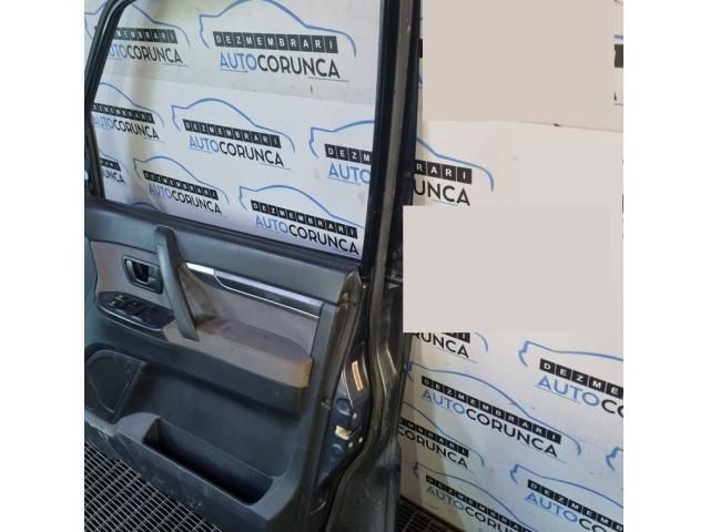 bontott MITSUBISHI PAJERO Jobb első Ajtó (Üres lemez)