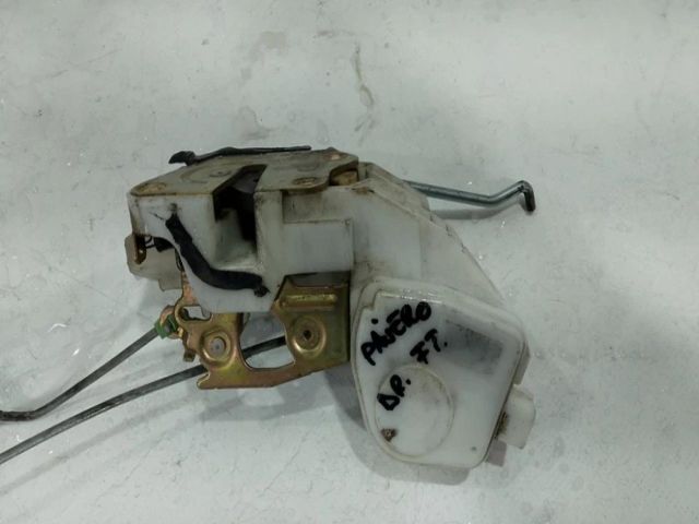 bontott MITSUBISHI PAJERO Jobb első Ajtózár