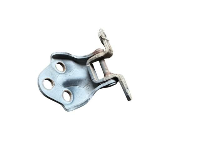 bontott MITSUBISHI PAJERO Jobb első Alsó Zsanér