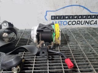 bontott MITSUBISHI PAJERO Jobb első Biztonsági Öv