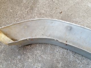 bontott MITSUBISHI PAJERO Jobb első Sárvédő Szélesítő