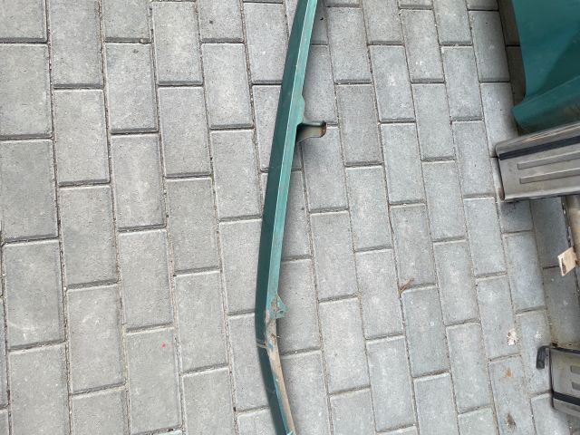 bontott MITSUBISHI PAJERO Jobb Fényszóró Bajusz Díszléc