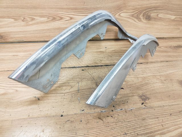 bontott MITSUBISHI PAJERO Jobb Fényszóró Lámpakeret