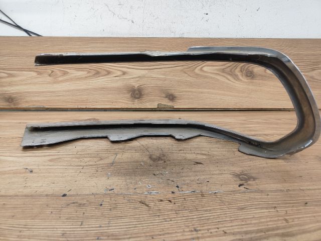 bontott MITSUBISHI PAJERO Jobb Fényszóró Lámpakeret